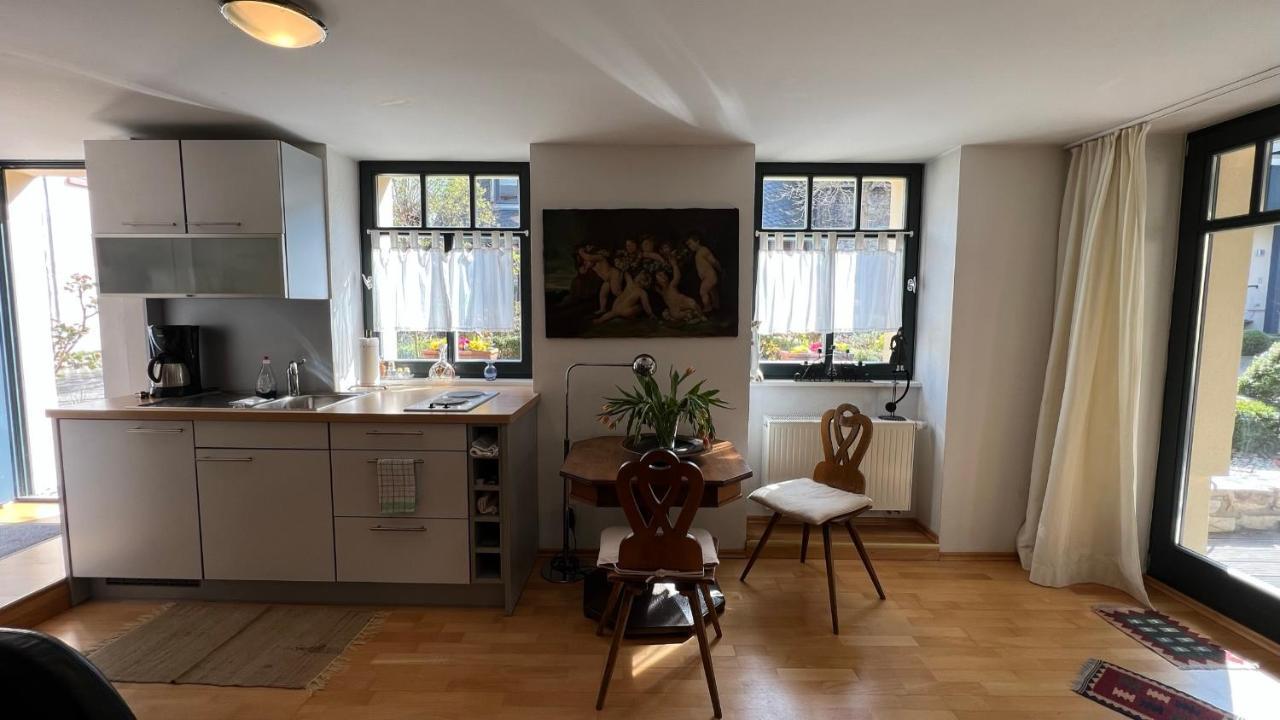 Ferienwohnung Im Stadionischem Hof Walluf Екстериор снимка