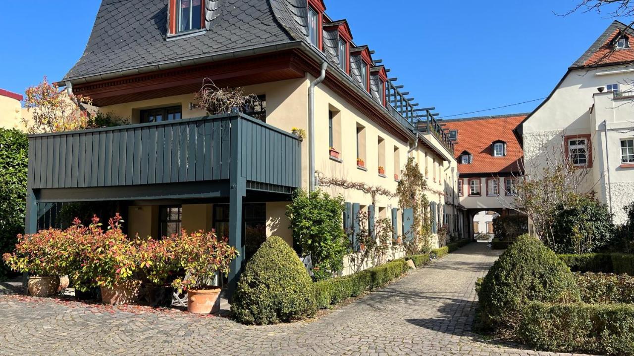 Ferienwohnung Im Stadionischem Hof Walluf Екстериор снимка